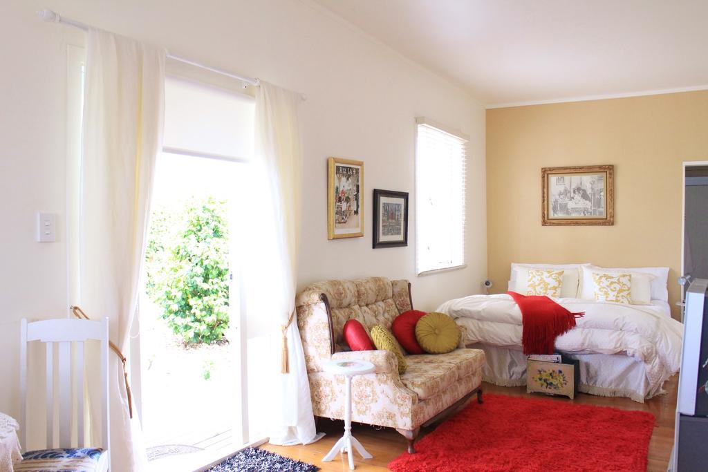 Annies B And B Bed & Breakfast Уоркуърт Стая снимка
