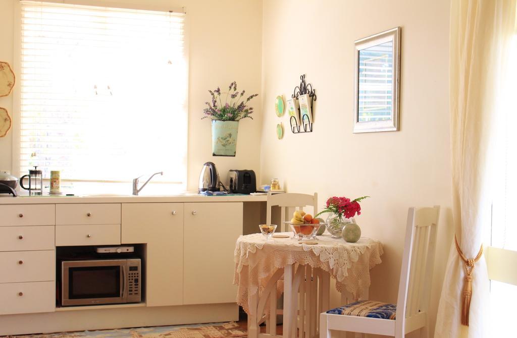 Annies B And B Bed & Breakfast Уоркуърт Стая снимка